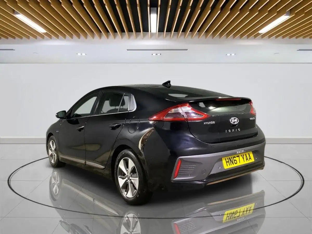 2017-hyundai-ioniq-e-premium-se-electric-big-5