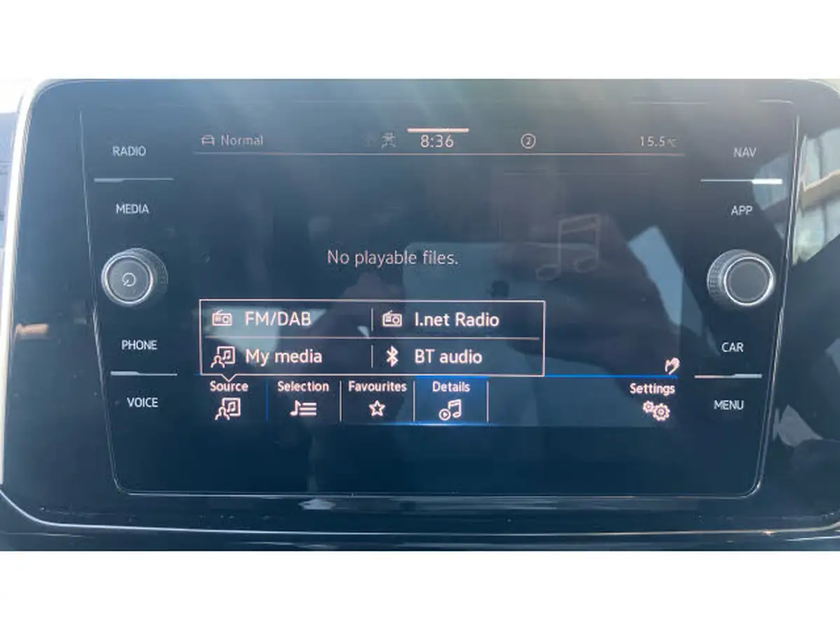 2024-volkswagen-t-roc-15-tsi-r-line-hatchback-5d-dsg-big-31