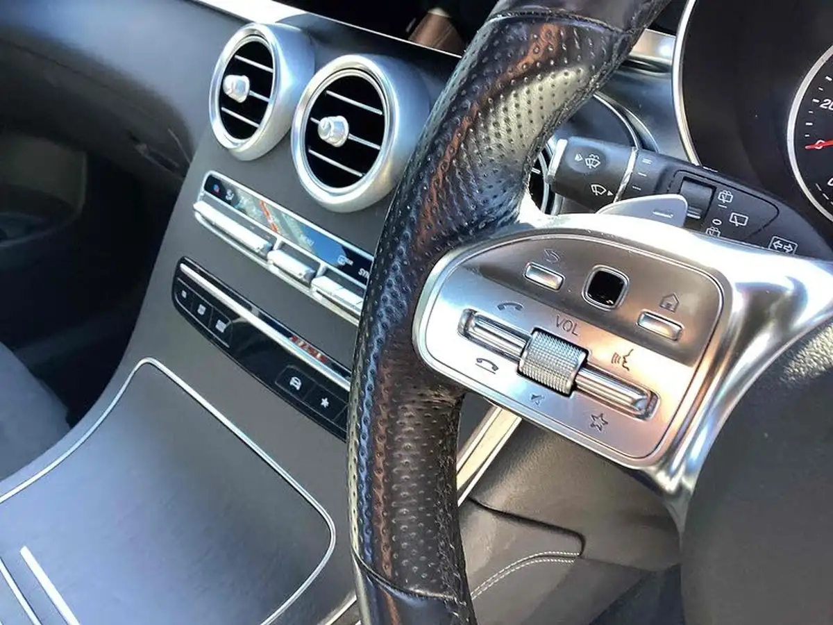 2021-mercedes-benz-glc-class-20d-glc220d-amg-line-station-wagon-5d-1950cc-4matic-plus-big-17