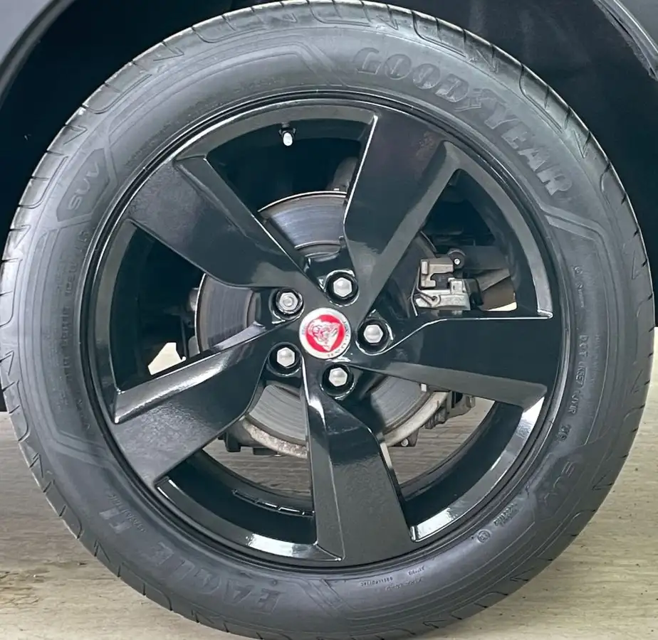 2019-jaguar-e-pace-20-i4-r-dynamic-s-200ps-big-17