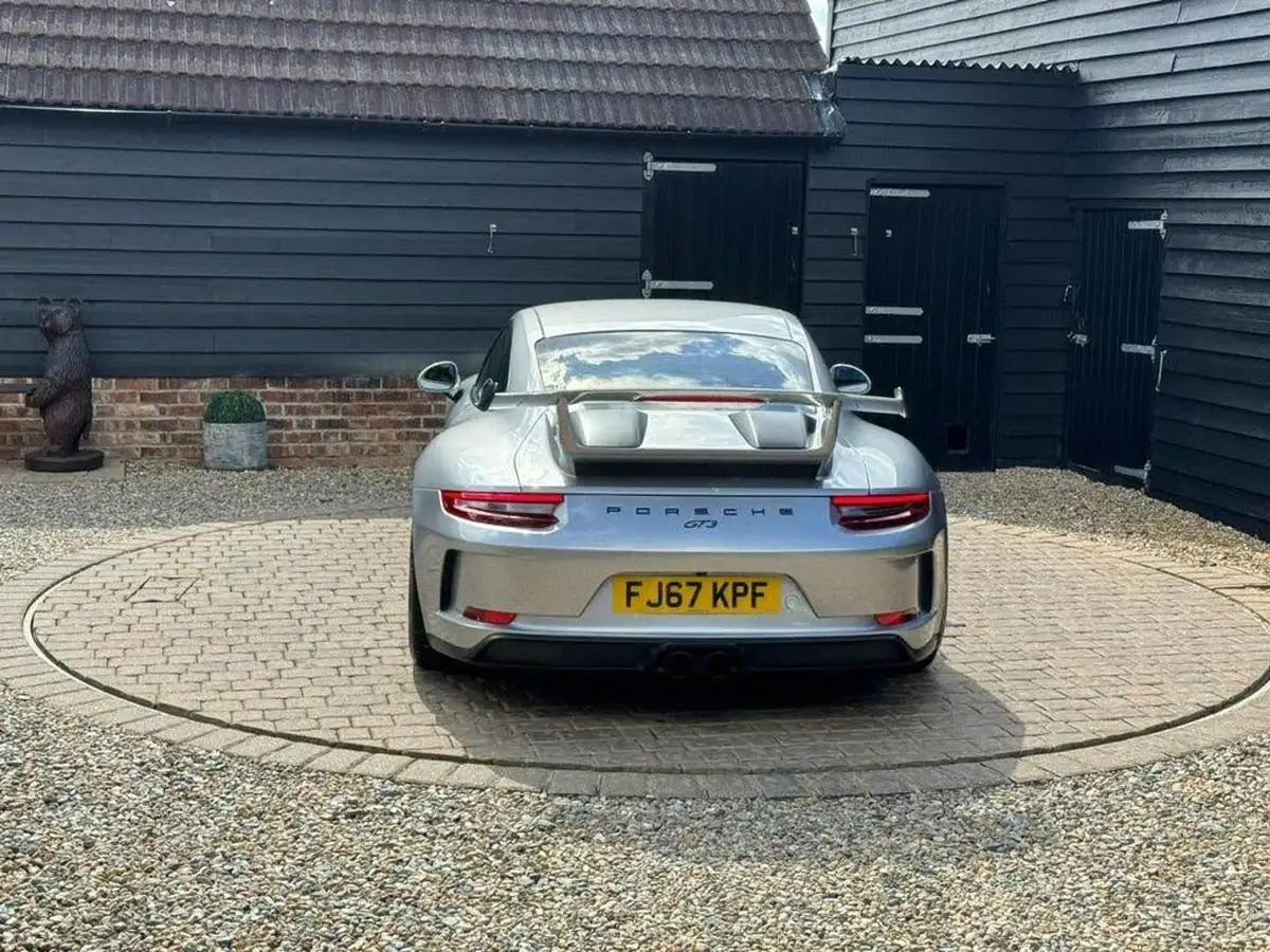 2017-porsche-911-40-gt3-pdk-big-2