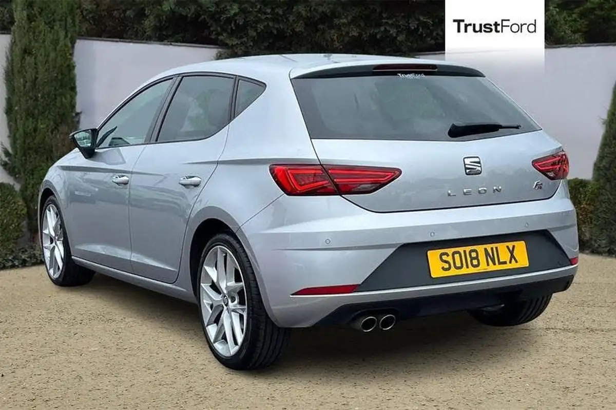 2018-seat-leon-14-tsi-fr-technology-hatchback-5d-big-1
