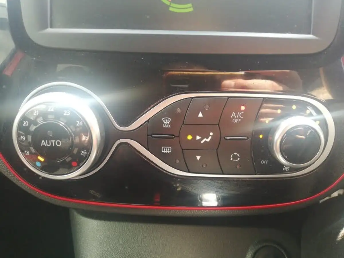 2020-renault-captur-13-tce-s-edition-150bhp-edc-auto-big-15