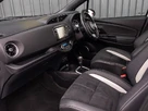 2019-toyota-yaris-15-vvt-i-gr-sport-small-4