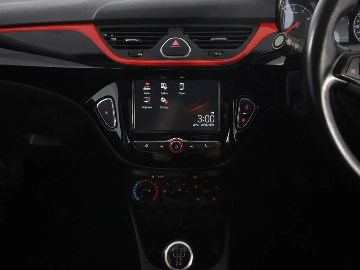 2017-vauxhall-corsa-14i-sri-vx-line-75ps-ecoflex-3d-big-15