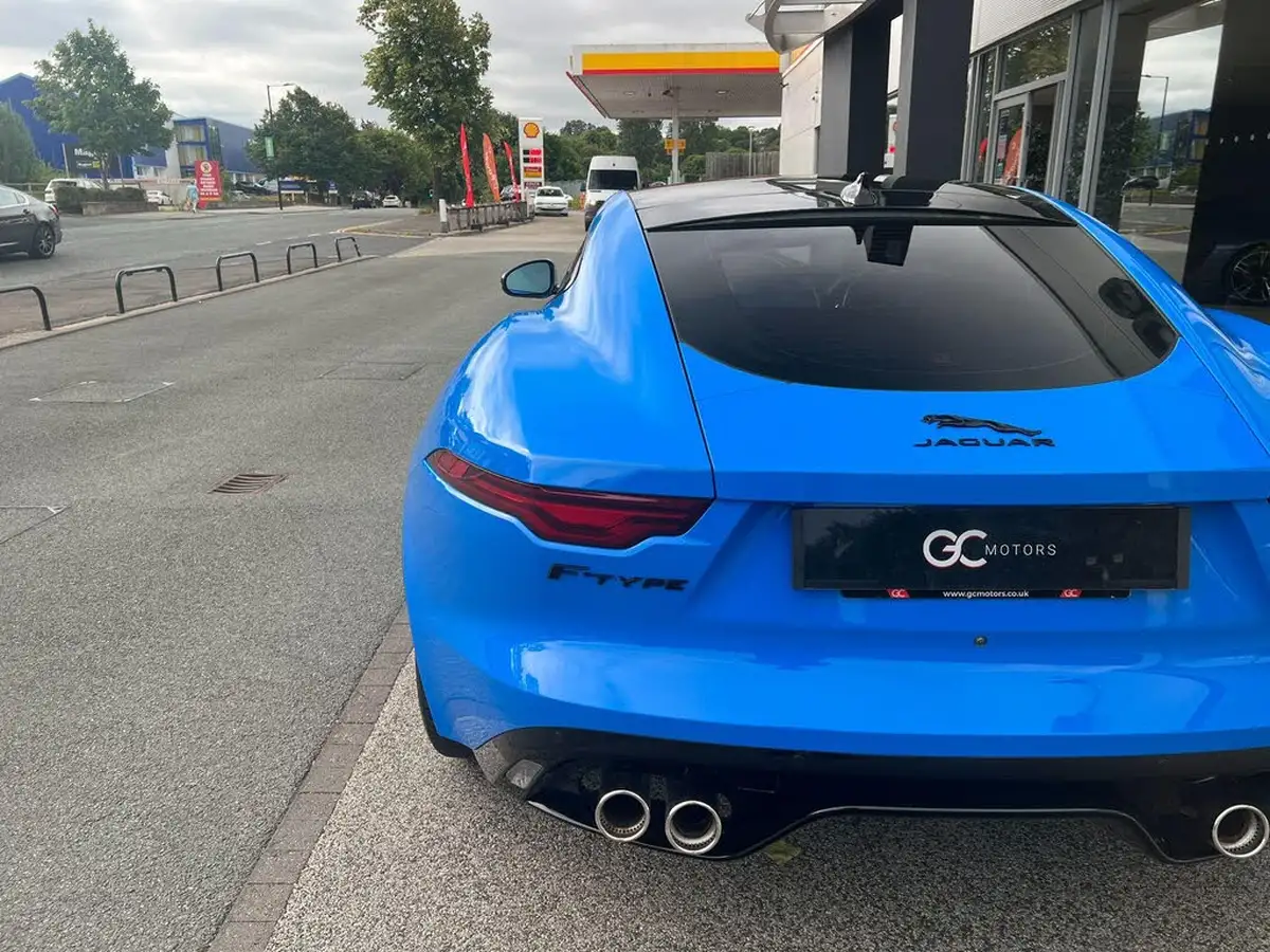 2021-jaguar-f-type-50-v8-sc-reims-edition-big-54