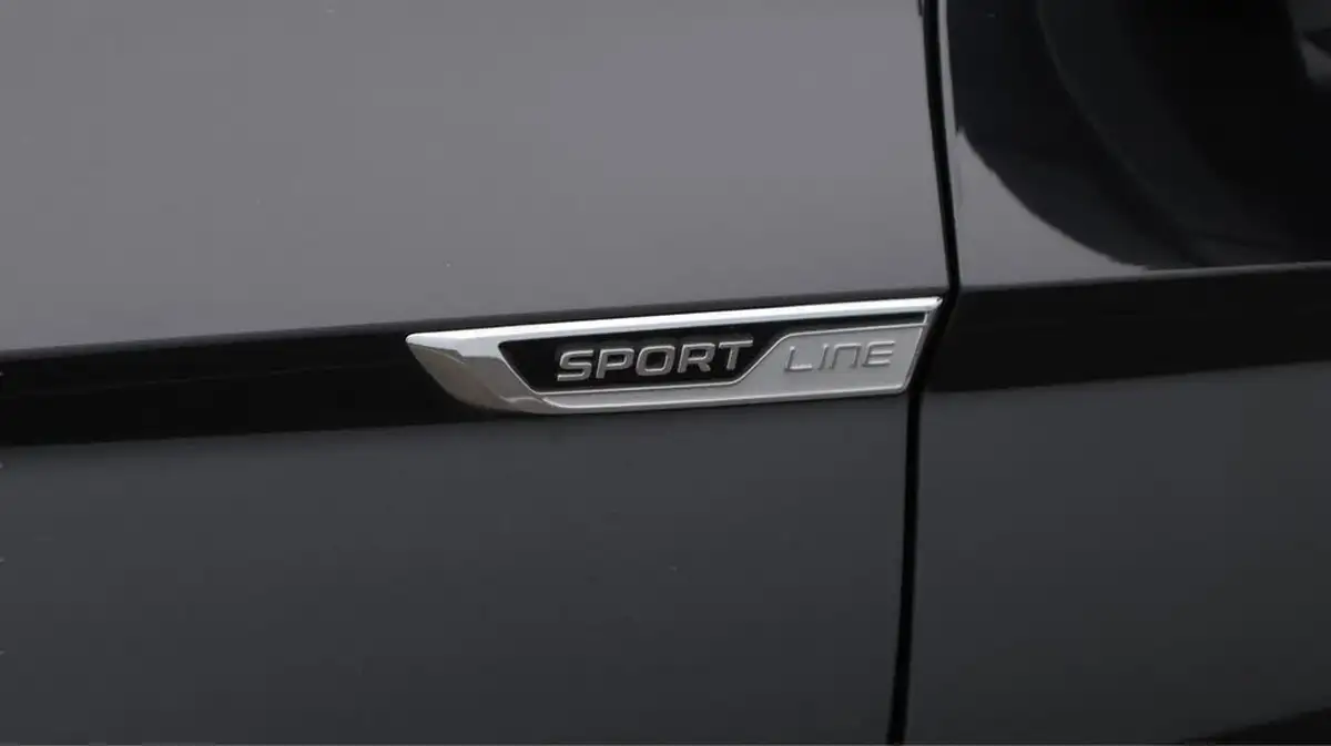 2023-skoda-karoq-15-tsi-sportline-big-21