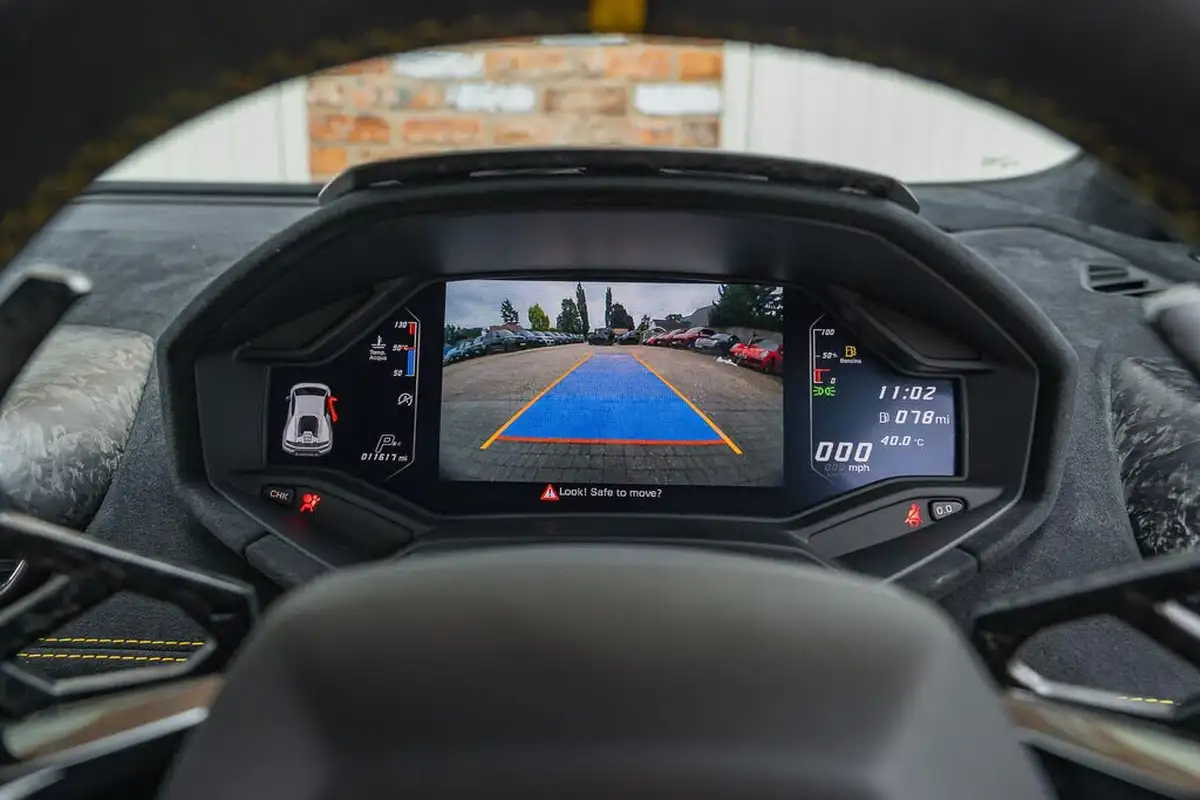 2018-lamborghini-huracan-52-performante-coupe-big-44