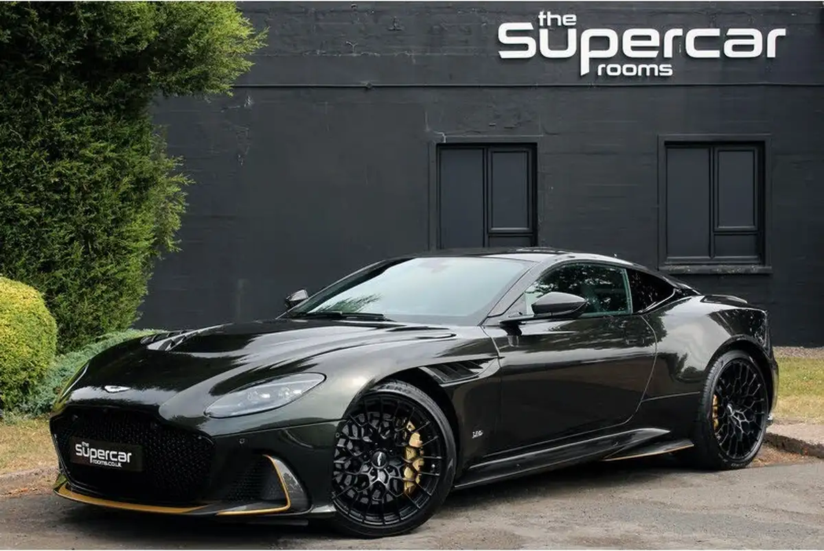 2023-aston-martin-dbs-big-0