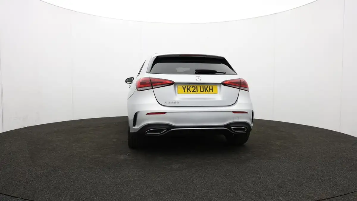 2021-mercedes-benz-a-class-13-a250e-amg-line-hatchback-5d-big-35