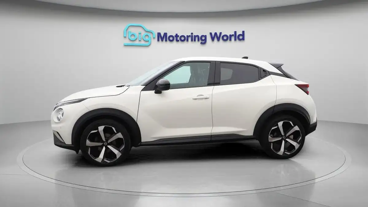 2021-nissan-juke-10-dig-t-tekna-big-4