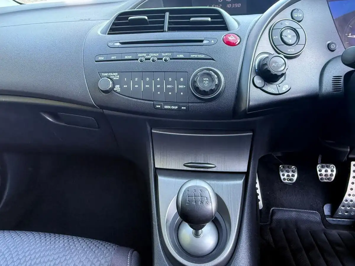 2010-honda-civic-22td-es-22i-ctdi-big-32