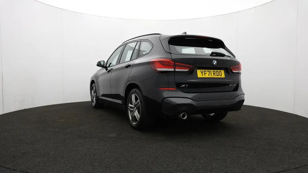 2021-bmw-x1-15-sdrive18i-m-sport-tech-pack-ii-dct-big-74