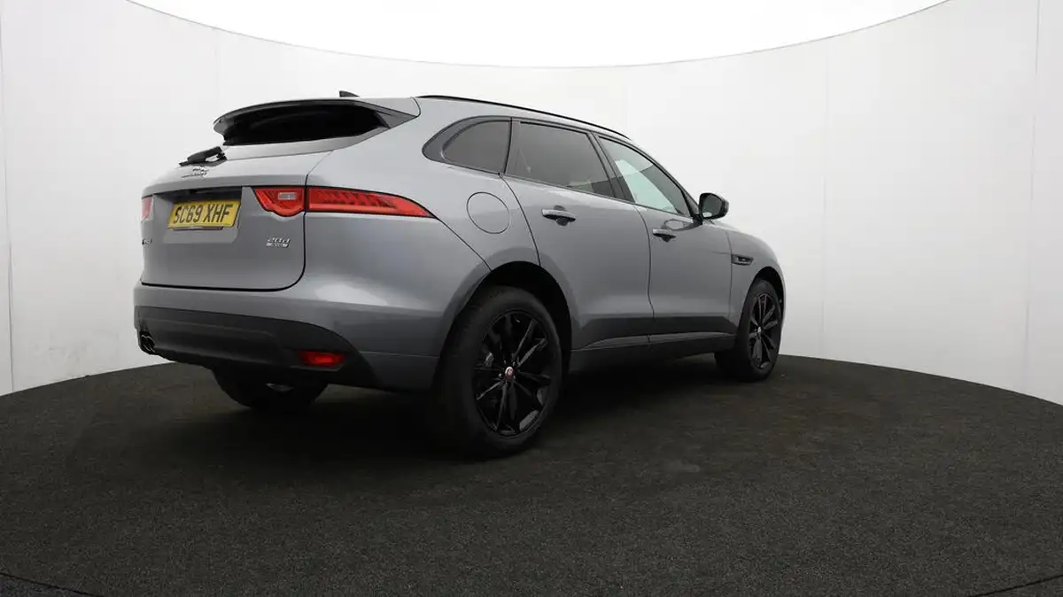 2020-jaguar-f-pace-20-i4d-chequered-flag-180ps-big-77