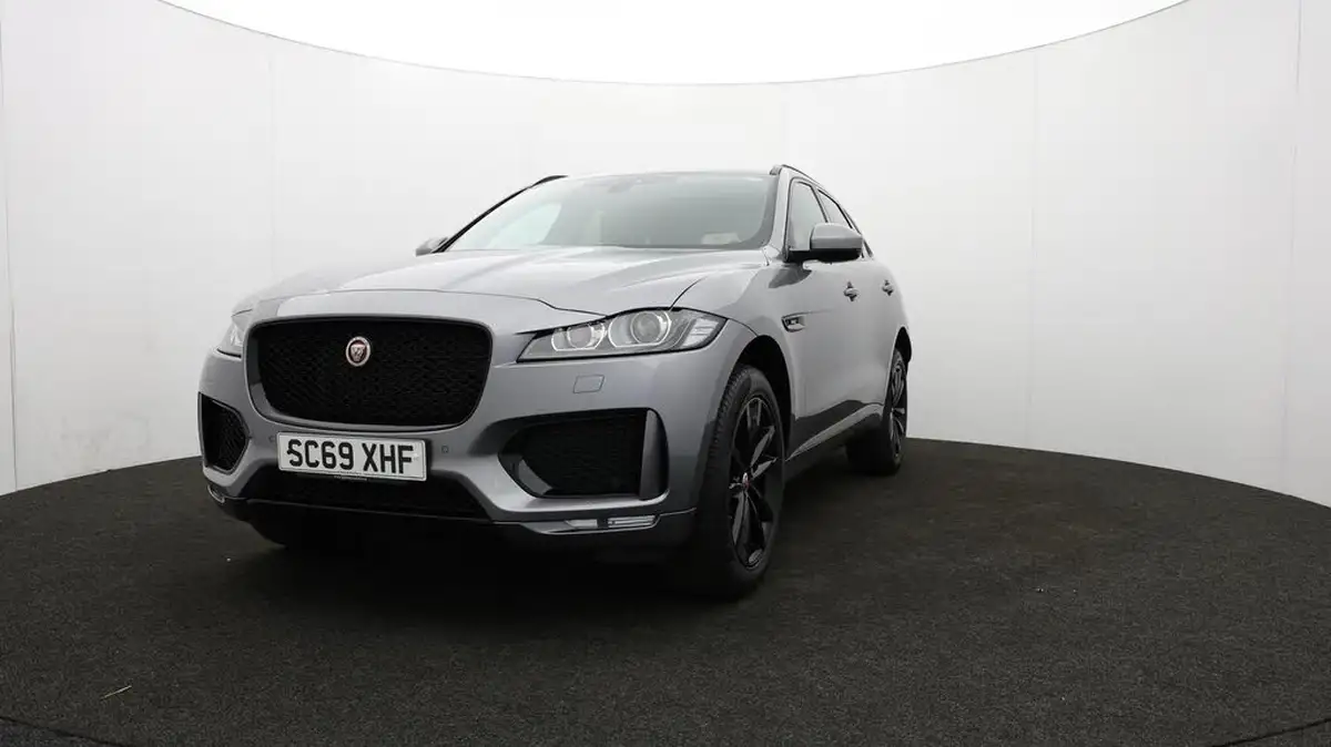 2020-jaguar-f-pace-20-i4d-chequered-flag-180ps-big-53