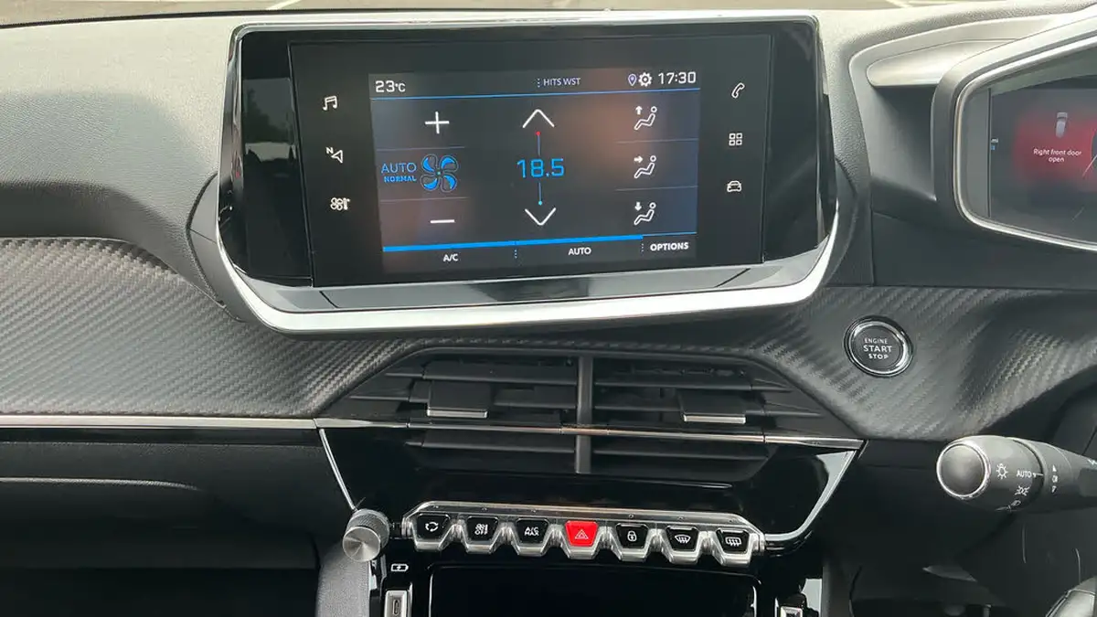 2021-peugeot-208-12-puretech-allure-premium-100bhp-big-9