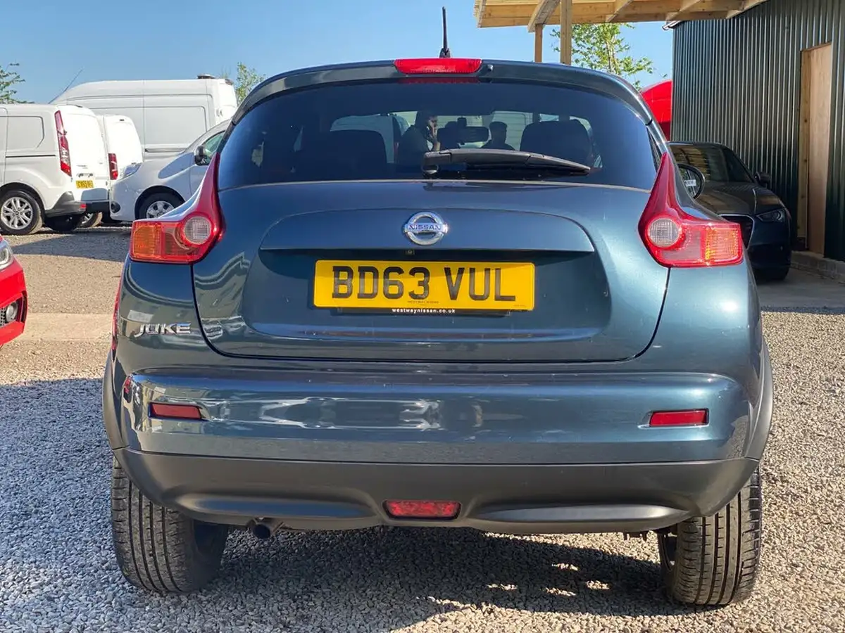 2013-nissan-juke-16-n-tec-1598cc-big-21