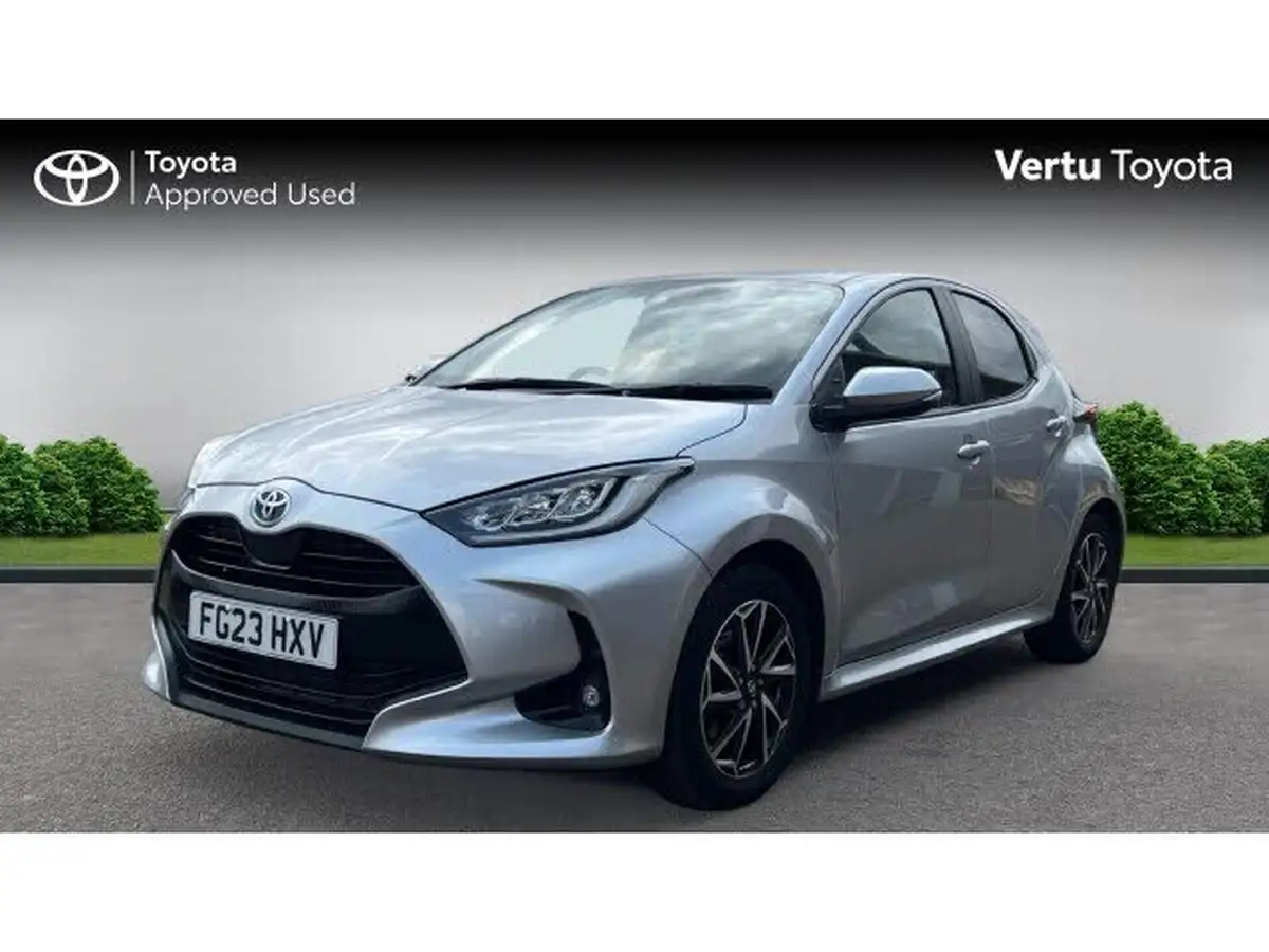 2023-toyota-yaris-15-vvt-i-design-big-2