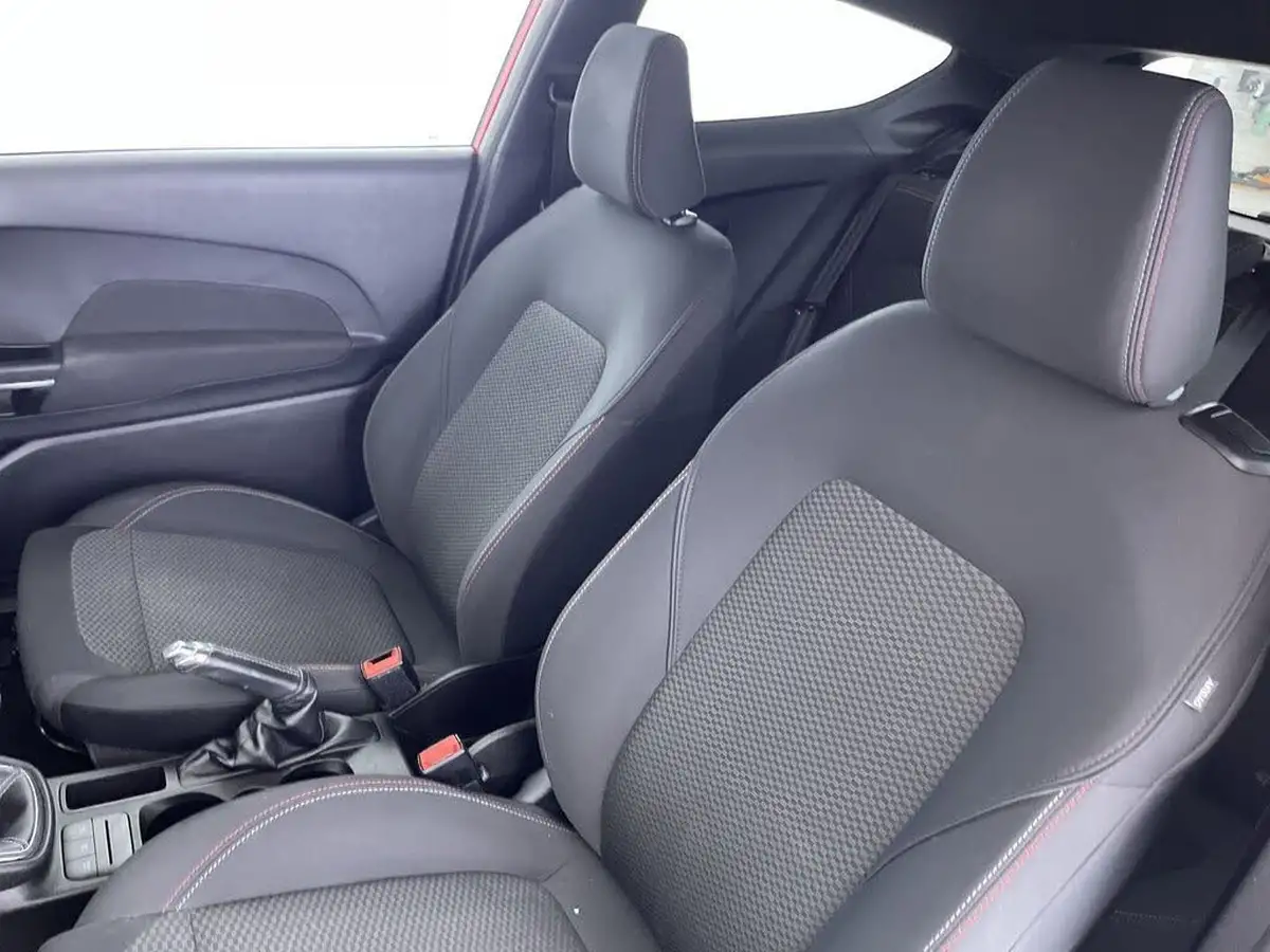 2018-ford-fiesta-10t-st-line-100ps-3d-big-28