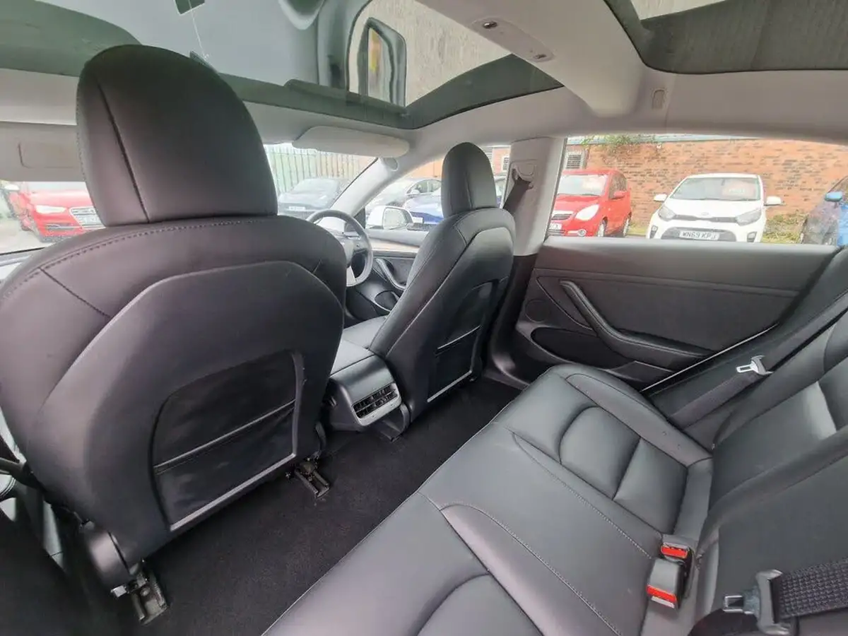 2021-tesla-model-3-e-long-range-awd-big-53