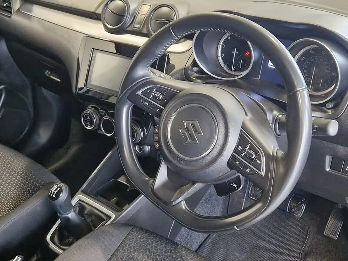 2022-suzuki-swift-12-dualjet-sz5-big-35