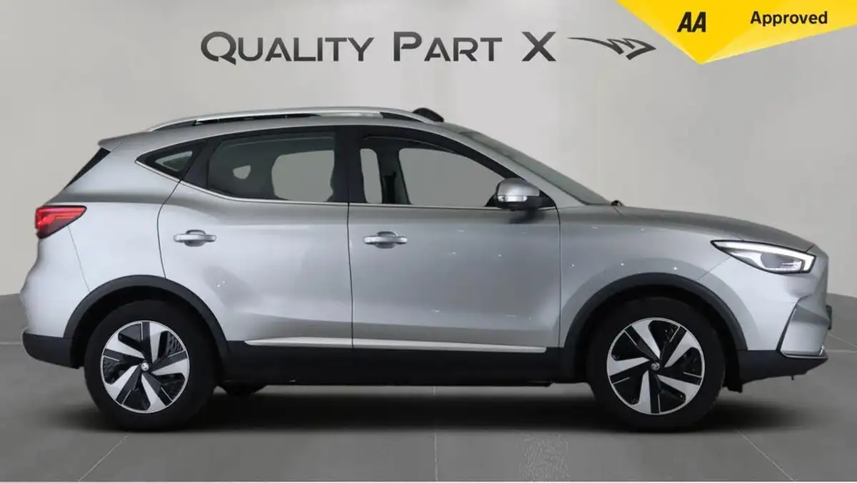 2022-mg-zs-suv-e-trophy-connect-ev-156ps-long-range-big-7