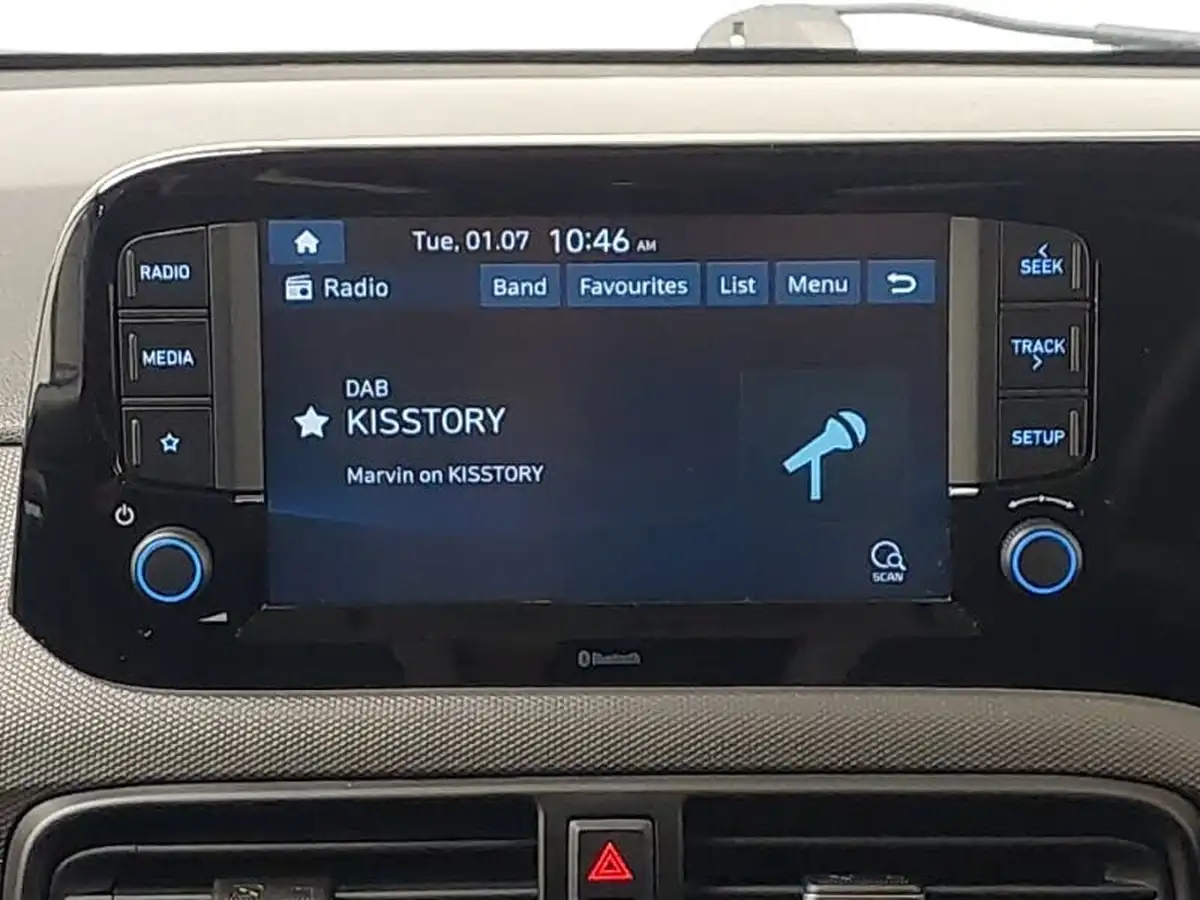 2021-hyundai-i10-10-se-connect-big-9