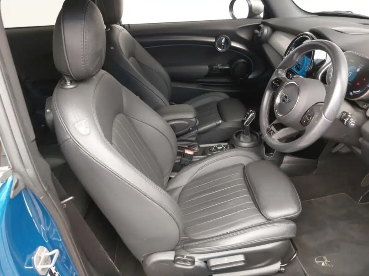 2022-mini-cooper-15-cooper-exclusive-premium-hatchback-3d-auto-big-5