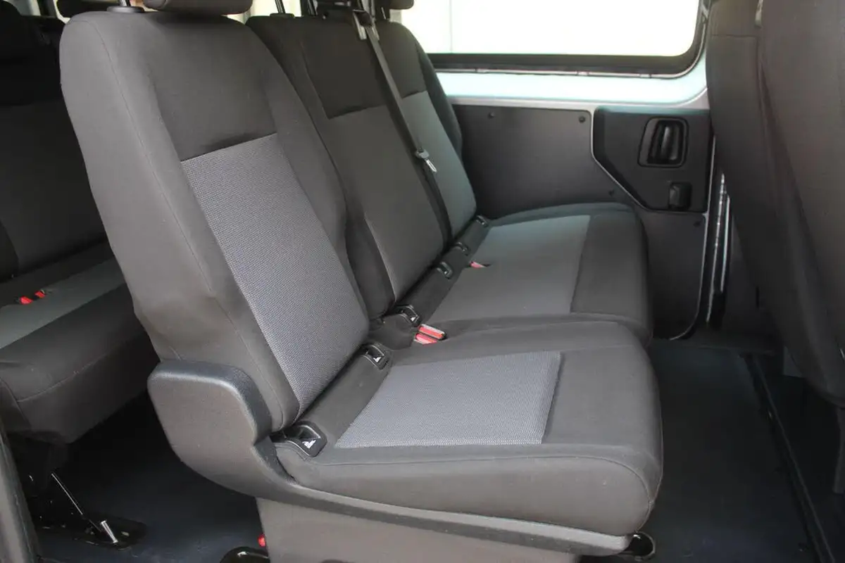 2021-vauxhall-vivaro-life-e-edition-l-big-16