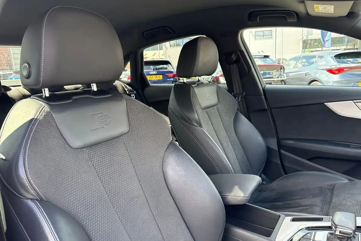 2020-audi-a4-20-35-tdi-s-line-big-22