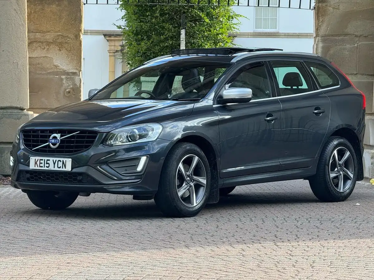 2015-volvo-xc60-24td-d5-r-design-lux-220bhp-ss-geartronic-big-1