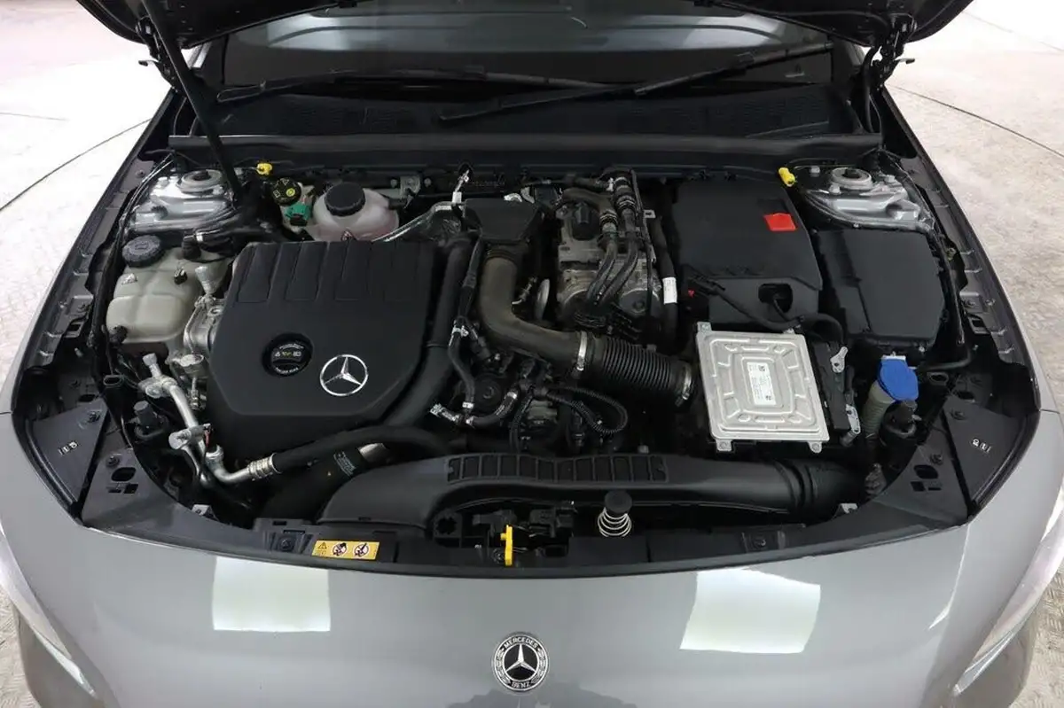 2022-mercedes-benz-a-class-13-a250e-amg-line-premium-plus-edition-saloon-4d-big-27