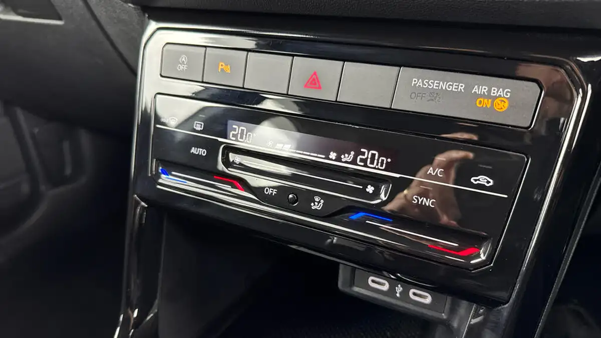 2023-volkswagen-t-cross-10-tsi-r-line-dsg-big-19