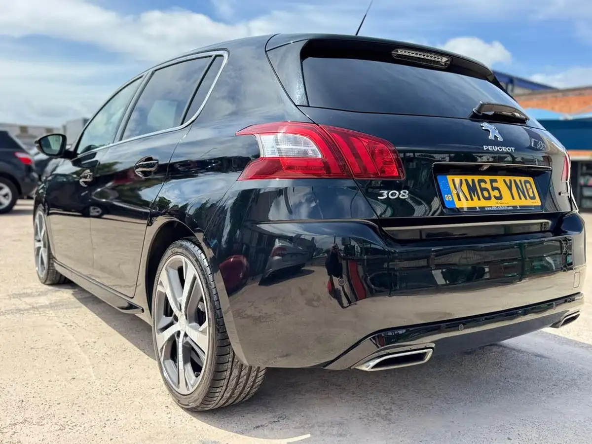 2015-peugeot-308-20-bluehdi-gt-line-20-bluehdi-big-17