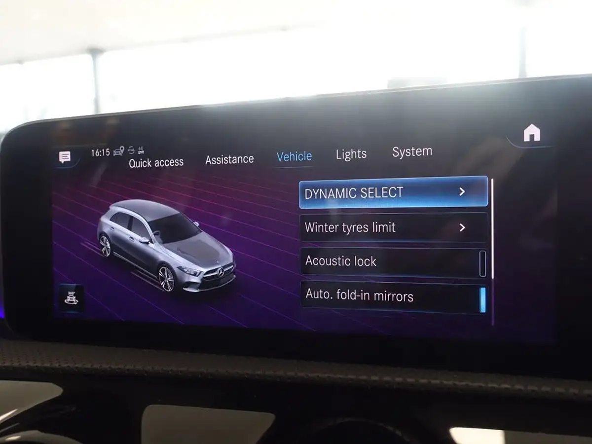 2019-mercedes-benz-a-class-20-a220-amg-line-premium-hatchback-5d-big-43