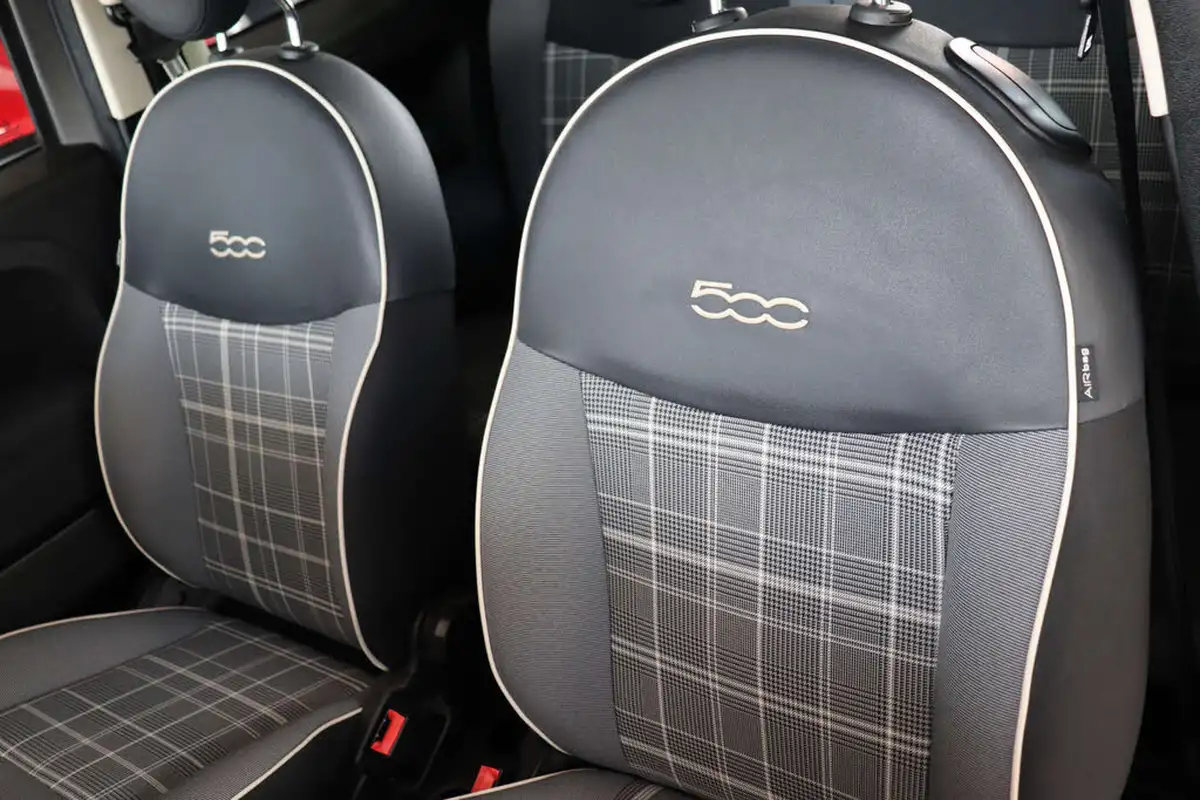 2019-fiat-500-12-lounge-ss-big-33