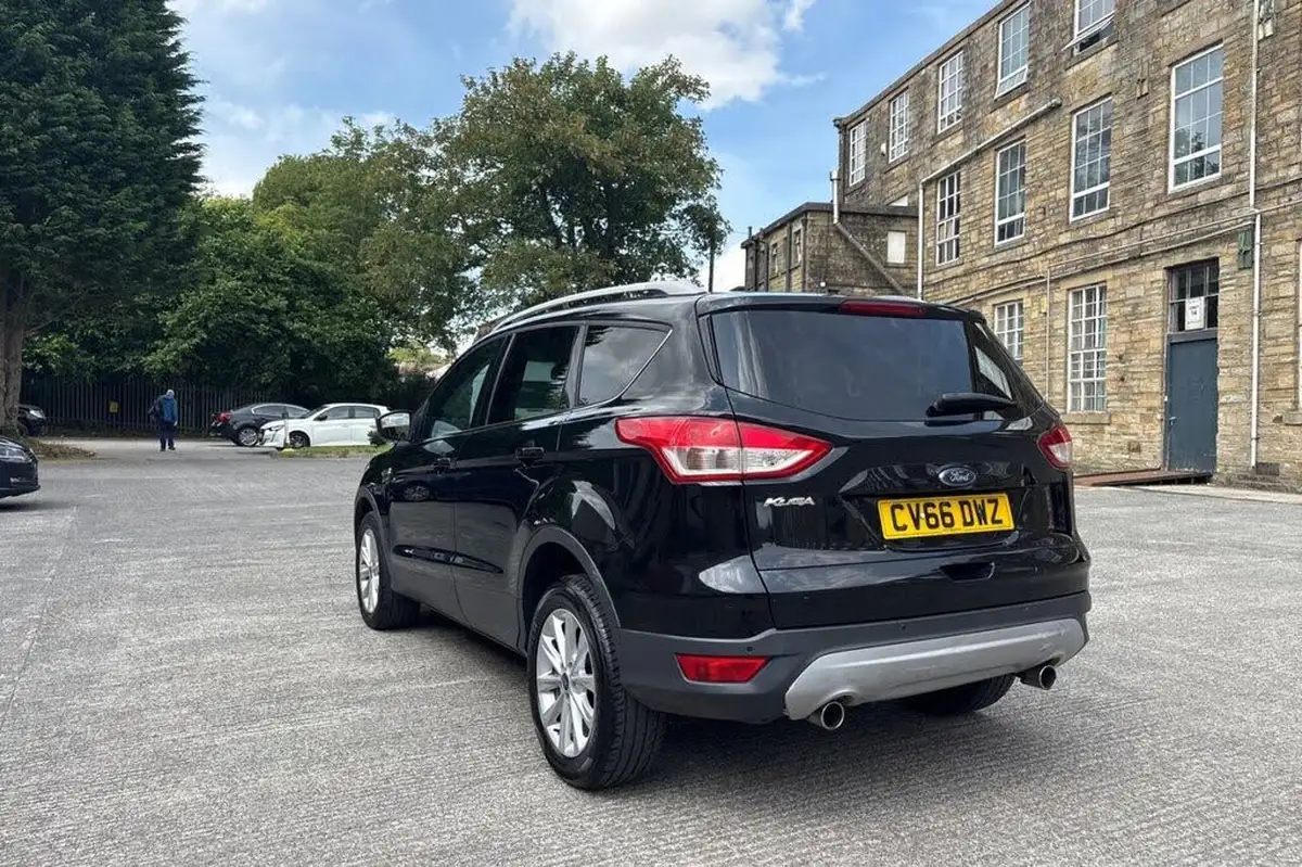 2016-ford-kuga-20tdci-titanium-150ps-big-18