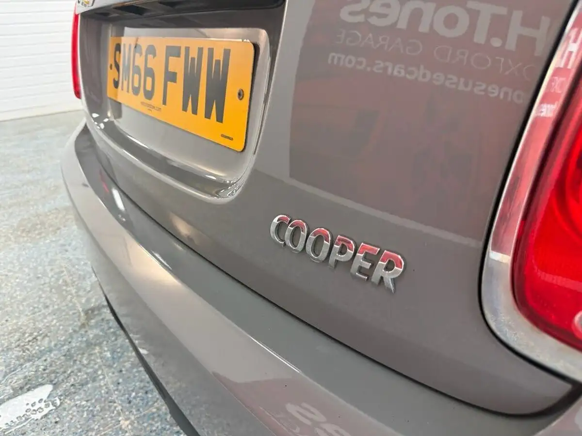 2016-mini-cooper-15-cooper-ss-hatchback-5d-big-7