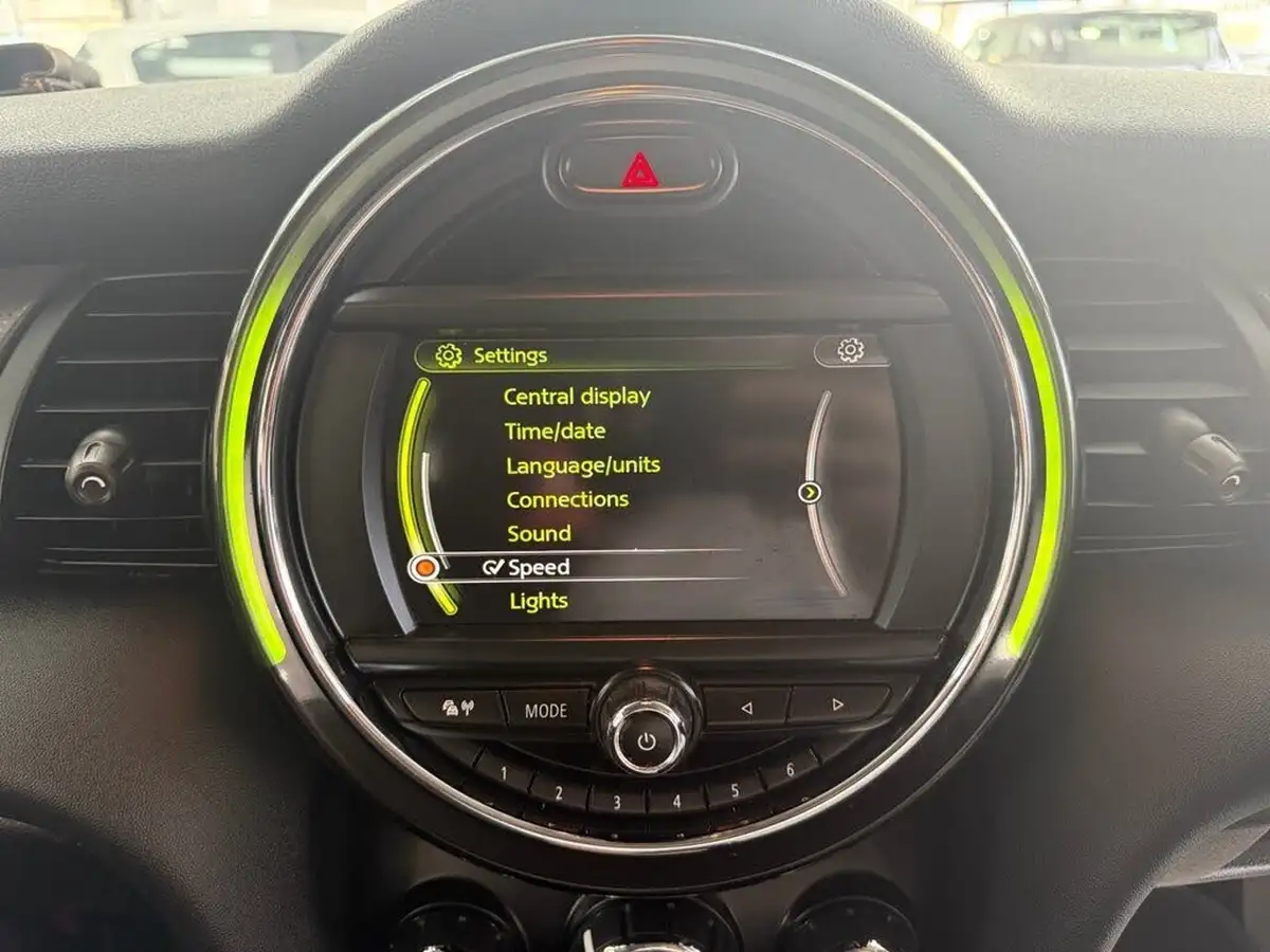 2016-mini-cooper-15-cooper-ss-hatchback-5d-big-35