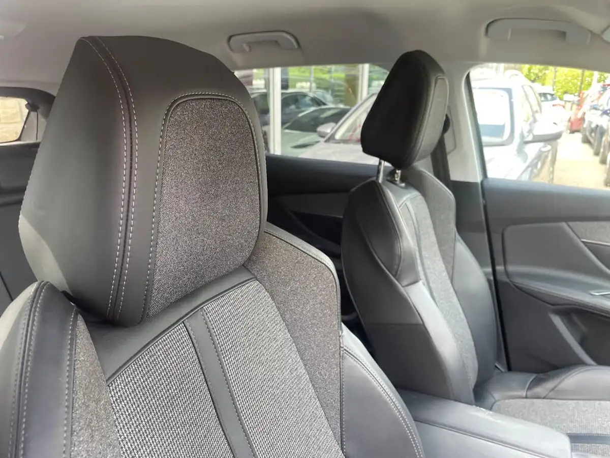 2019-peugeot-3008-suv-12-puretech-allure-big-8