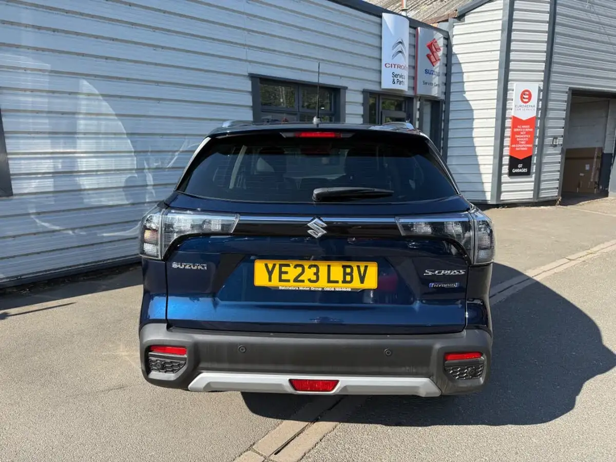 2023-suzuki-s-cross-15-ultra-allgrip-big-9