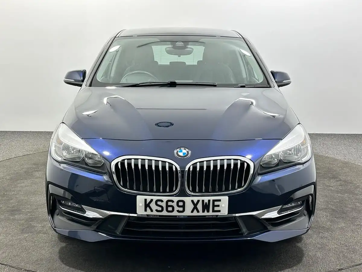 2019-bmw-2-series-15-218i-luxury-ss-active-dct-big-2