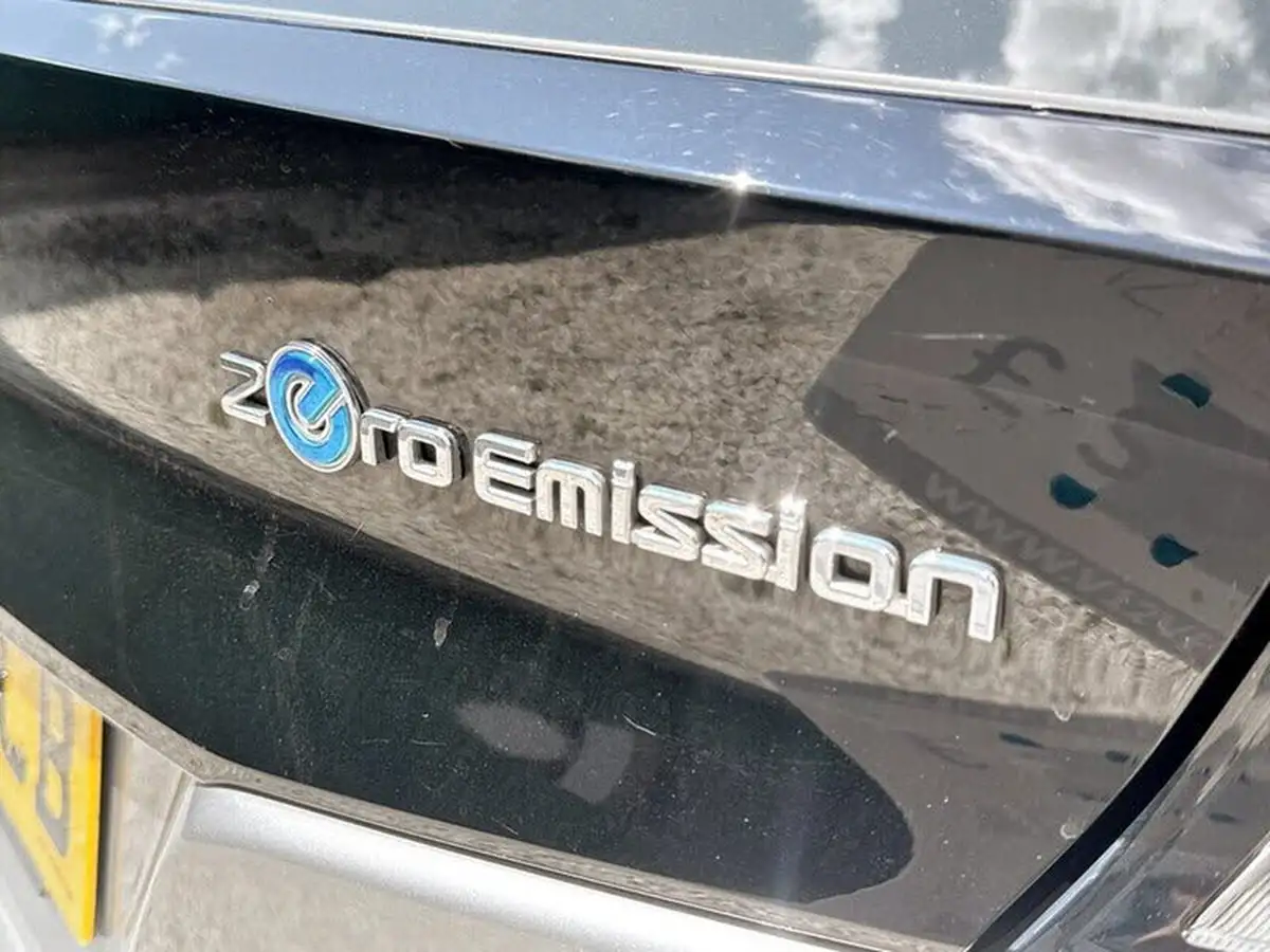 2022-nissan-leaf-e-acenta-big-20
