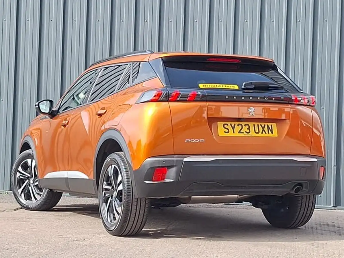 2023-peugeot-2008-suv-12-puretech-allure-premium-100bhp-big-1