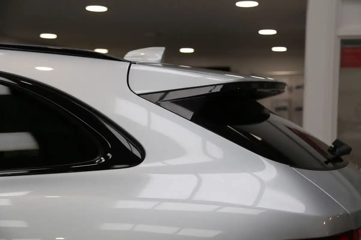2018-jaguar-f-pace-20-i4d-r-sport-180ps-auto-big-23
