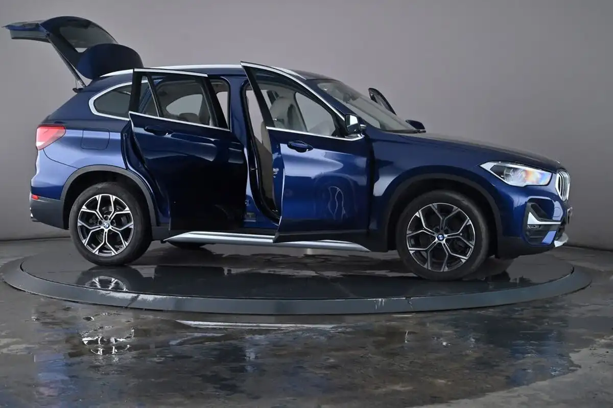 2019-bmw-x1-20-sdrive-20i-xline-sdrive-20i-big-68