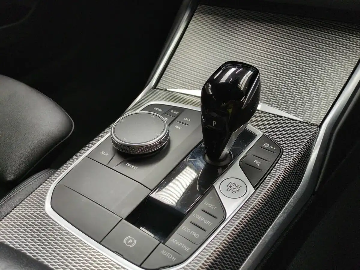 2021-bmw-3-series-big-25