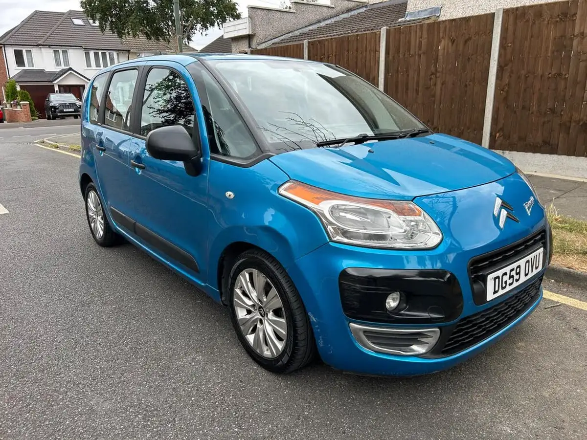 2009-citroen-c3-picasso-16hdi-vtr-big-0