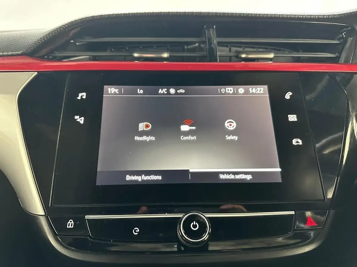 2022-vauxhall-corsa-e-sri-premium-big-43