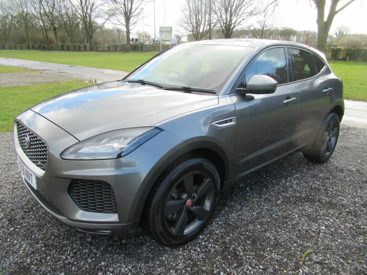 2019-jaguar-e-pace-20-i4-r-dynamic-se-249ps-big-0